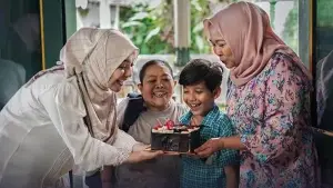 Задник к фильму "Air Mata di Ujung Sajadah 2" #809958
