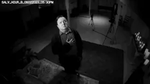 Задник к фильму "Человек находит кассету" #788639