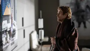 Задник к фильму "Внутри" #317246