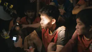 Задник к фильму "13 жизней" #431664