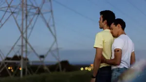 Задник к фильму "Достаточно взрослый" #385772