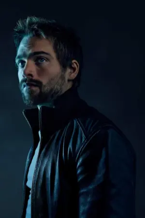 Постер к фильму "Оборотень: Фильм" #207194