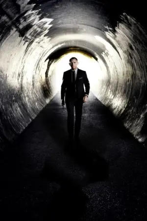 Постер к фильму "007: Координаты «Скайфолл»" #230758