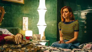 Задник к фильму "Спрячь бабушку в холодильнике" #299891