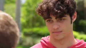 Задник к фильму "Одним касанием" #432972