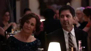 Задник к фильму "Где-то в Куинсе" #379941