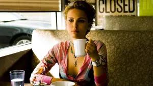 Задник к фильму "Мои черничные ночи" #287324