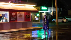 Задник к фильму "Мона Лиза и кровавая луна" #345531