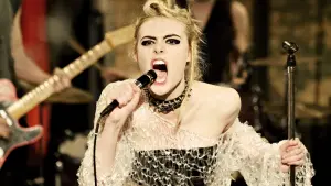 Задник к фильму "Как разговаривать с девушками на вечеринках" #306840