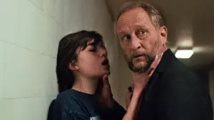 Задник к фильму "Непреклонный" #351931