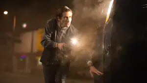 Задник к фильму "Стрингер" #625916