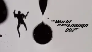 007: И целого мира мало