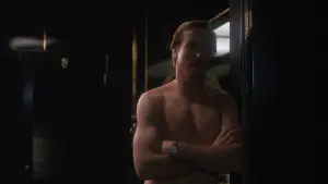 Задник к фильму "Жар тела" #722848