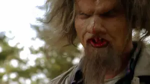 Задник к фильму "Поворот не туда 5: Кровное родство" #661785