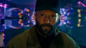 Задник к фильму "Пчеловод" #311379