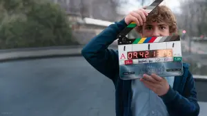 Задник к фильму "A Hero