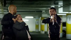 Задник к фильму "Бешеные" #437335