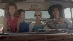 Задник к фильму "Детям до шестнадцати" #502114