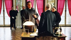 Задник к фильму "Иностранец" #433695