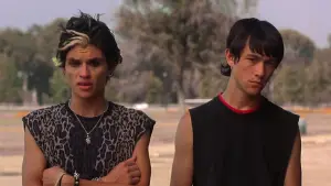 Задник к фильму "Загадочная кожа" #637780