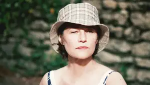 Задник к фильму "Бассейн" #743713