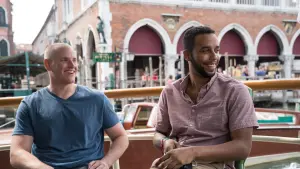 Задник к фильму "Поезд на Париж" #331217