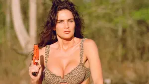 Видео к фильму Враждебное золото | Enemy Gold - Original Trailer - High Def Restoration - on Blu-ray from Mill Creek Entertainment