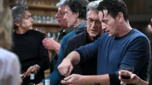 Задник к фильму "Маленькие секреты большой компании" #271863