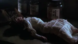 Задник к фильму "Повелитель кукол 3: Месть Тулона" #414715