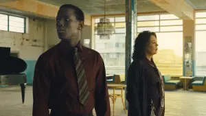 Задник к фильму "Империя света" #269753