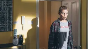 Задник к фильму "Этажом ниже" #352707