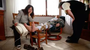 Задник к фильму "Луиза-Мишель" #704887