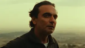 Задник к фильму "Вкус вишни" #203819