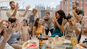 Задник к фильму "Глухая" #599596