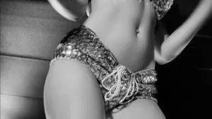 Задник к фильму "Быстрая Кошечка! Убей, Убей!" #467252