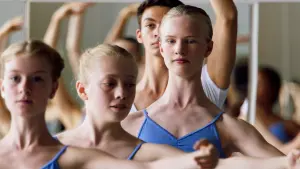 Задник к фильму "Девочка" #234467