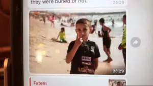 Задник к фильму "Put your soul on your hand and walk" #624793