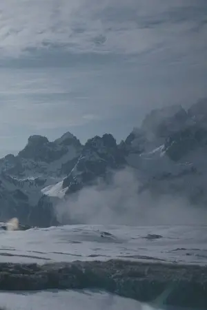 Постер к фильму "Хан Соло: Звёздные войны. Истории" #279060