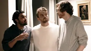 Видео к фильму Night Explorers: The Asylum | Official Trailer