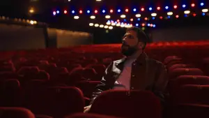 Задник к фильму "جون أشقر: عم جرّب" #845138