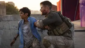 Задник к фильму "Тайлер Рейк: Операция по спасению" #223225