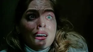 Задник к фильму "В твоем доме кто-то есть" #328668