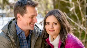 Задник к фильму "Поцелуй у костра" #497459