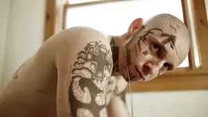 Задник к фильму "Скин" #243273