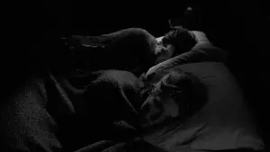 Задник к фильму "Голова-ластик" #218907