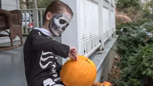 Задник к фильму "Омен: Перерождение" #301336