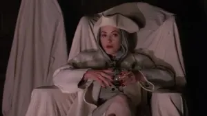 Задник к фильму "Логово белого червя" #349206