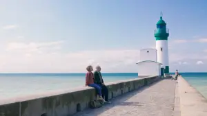 Задник к фильму "L