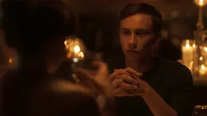 Видео к фильму Сердцебиение | HEARTTHROB Trailer HD (2017) Keir Gilchrist, Aubrey Peeples, Thriller Movie