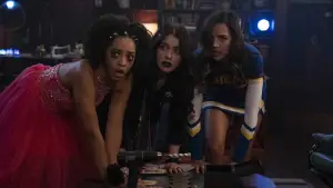 Задник к фильму "Навстречу тьме 2: Странная Энни" #732898